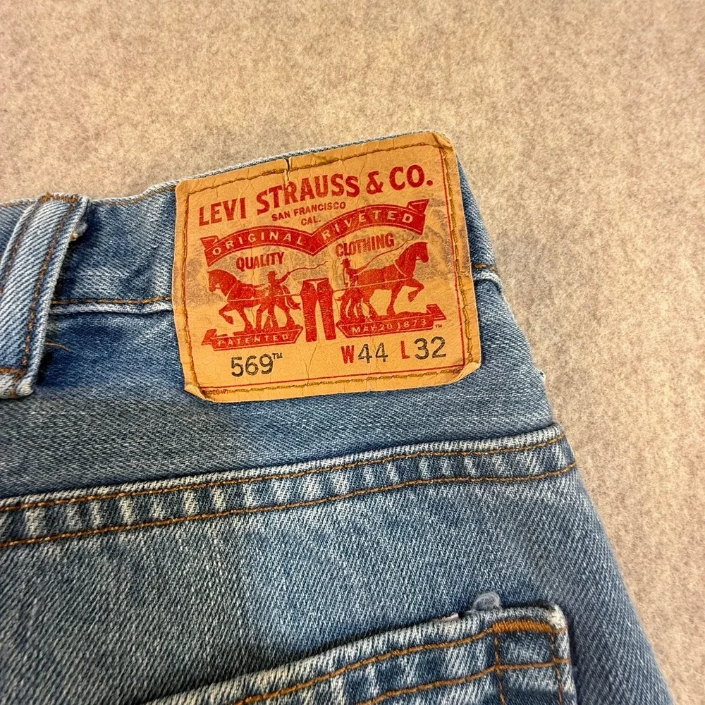 Levis 569 Loose Straight Fit Mens Jeans Blue Medium Wash Denim‎ W44 L32